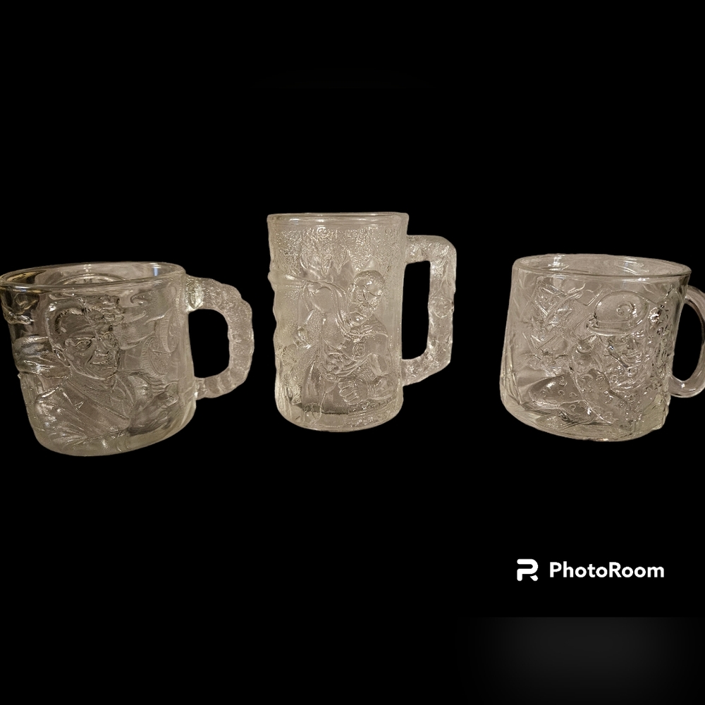 Lot of 3 1995 McDonalds Batman Returns Riddler Clear Drinking Glass Coffee Mugs